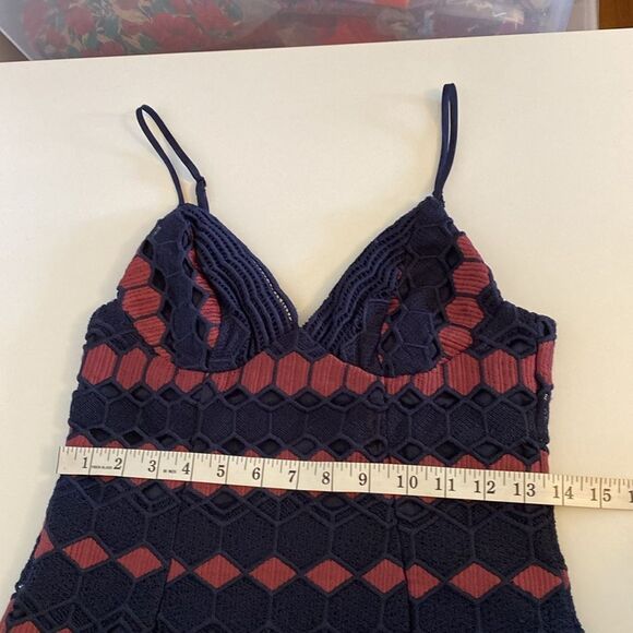 Bardot Navy & Mauve Diamond Lace Bodycon Dress Size 4 NWT - Picture 12 of 14